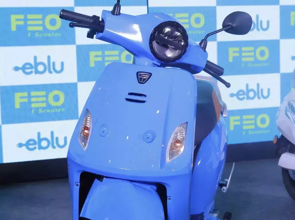 EV Scooter Eblu Feo X