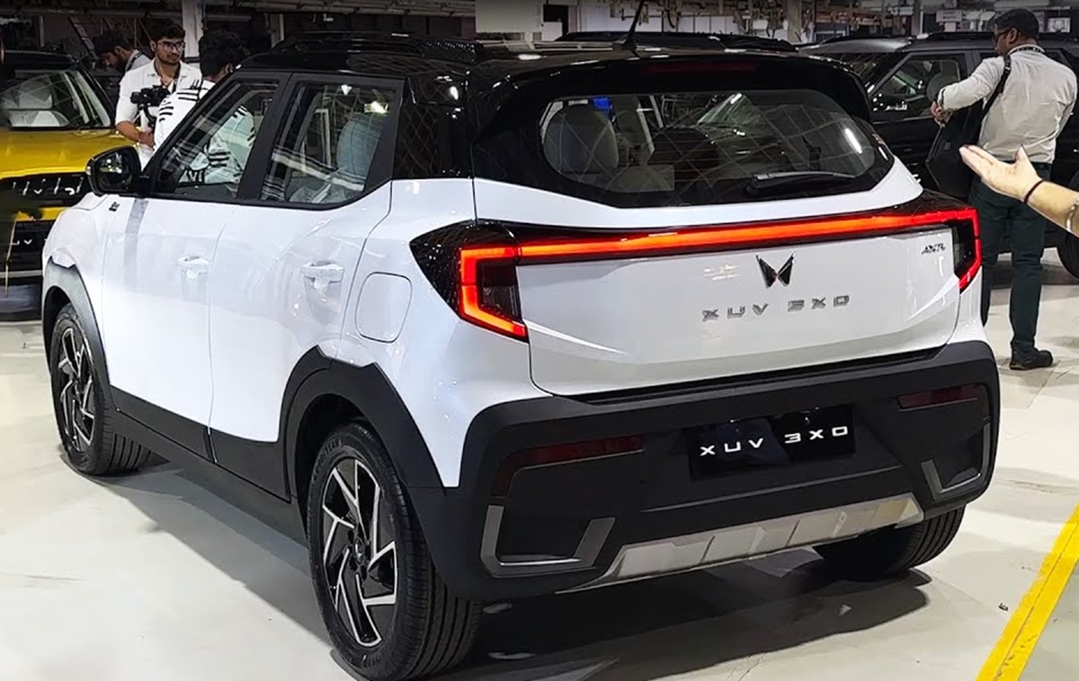 Mahindra XUV3XO